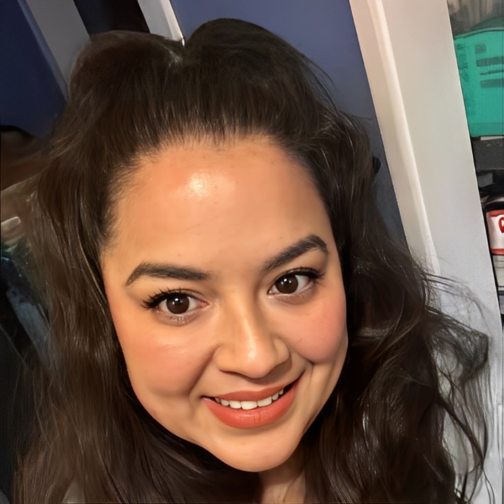 Meet your Posher, Paola